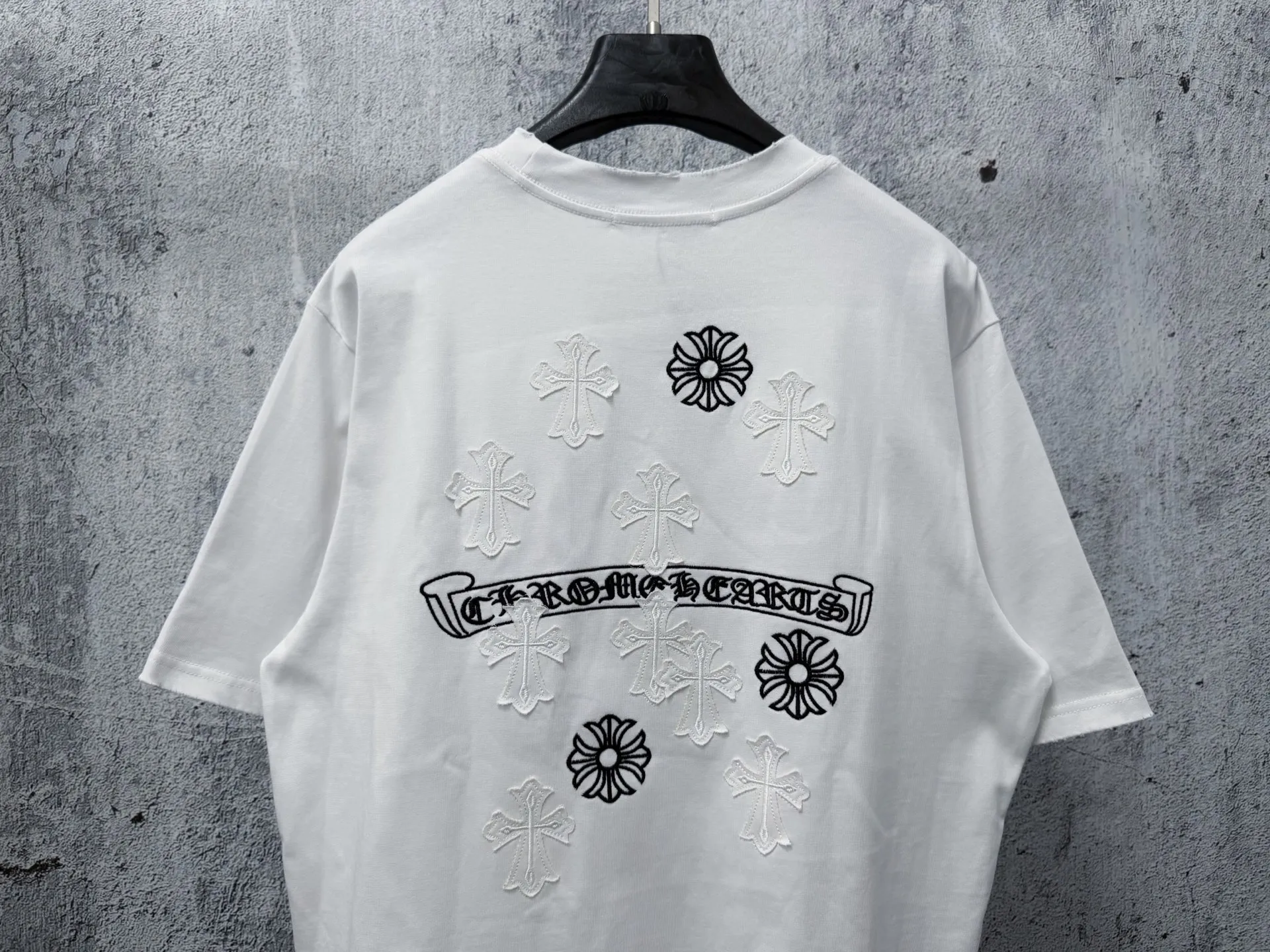 【 】 【Chrome Hearts】 32 ， ， ， Same Style :Black White Size：S-XL